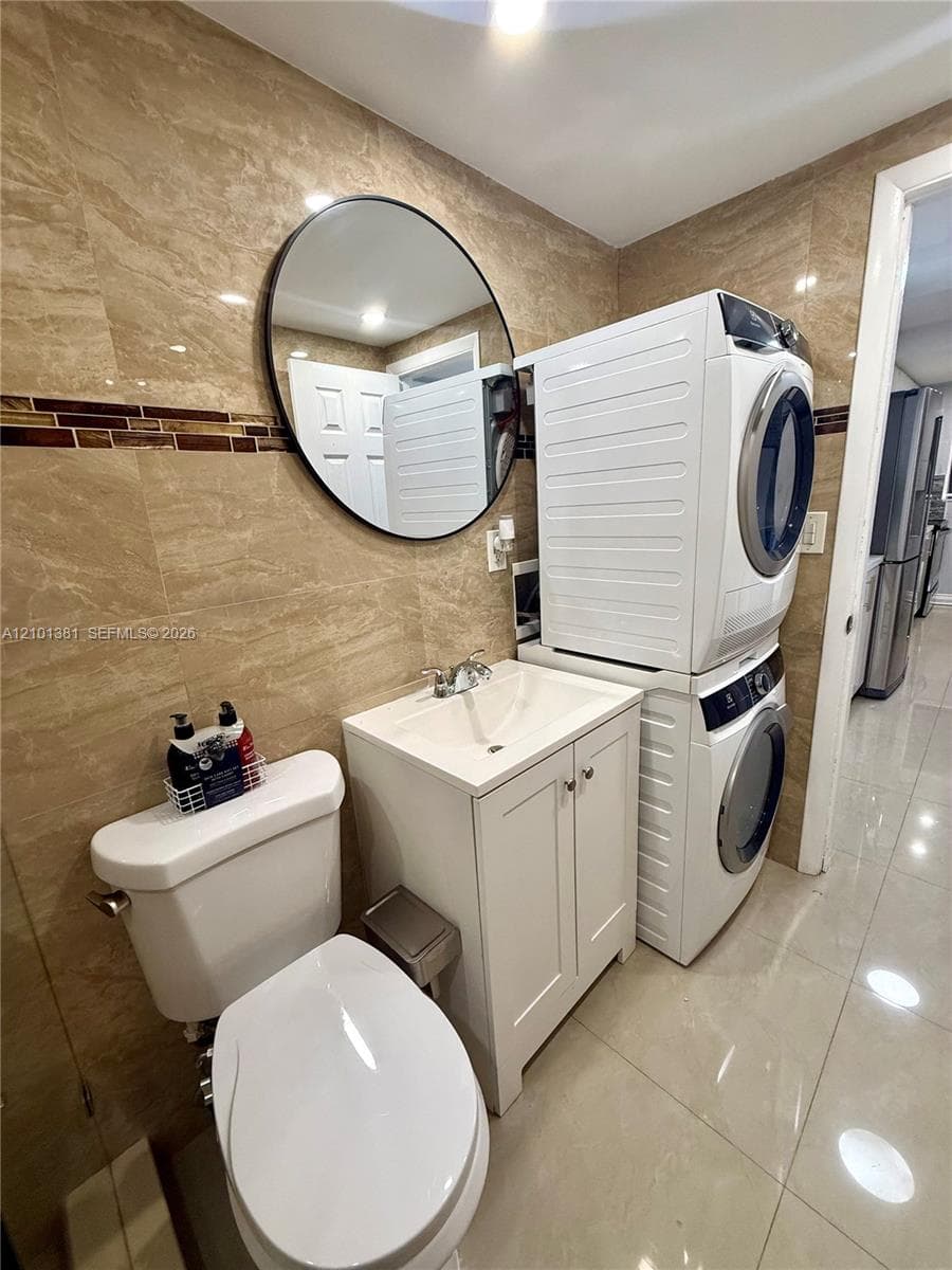 NORTH RIVERVIEW CONDO · #303 in Miami - Photo 5