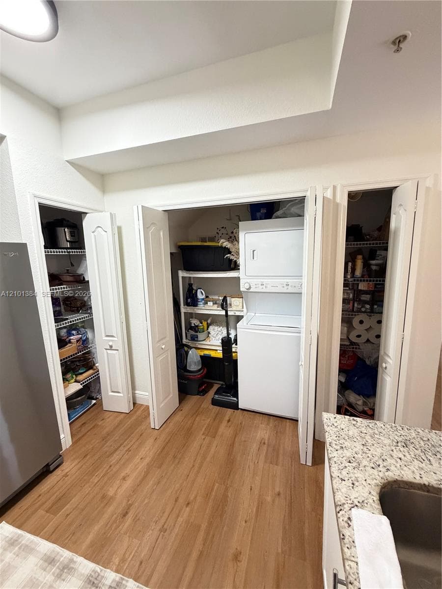 CENTURY PARK CONDO · #207 in Miami - Photo 6