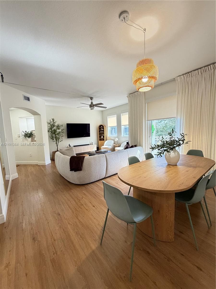 CENTURY PARK CONDO · #207 in Miami - Photo 3