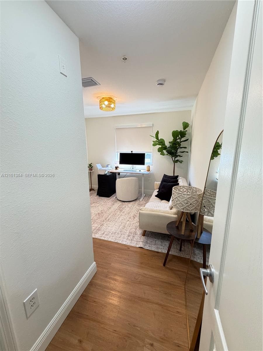 CENTURY PARK CONDO · #207 in Miami - Photo 8