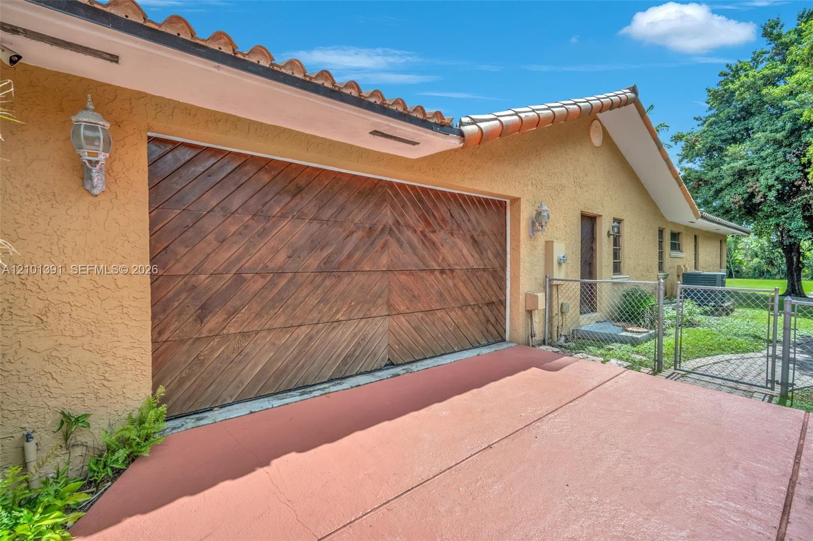 2 car garage