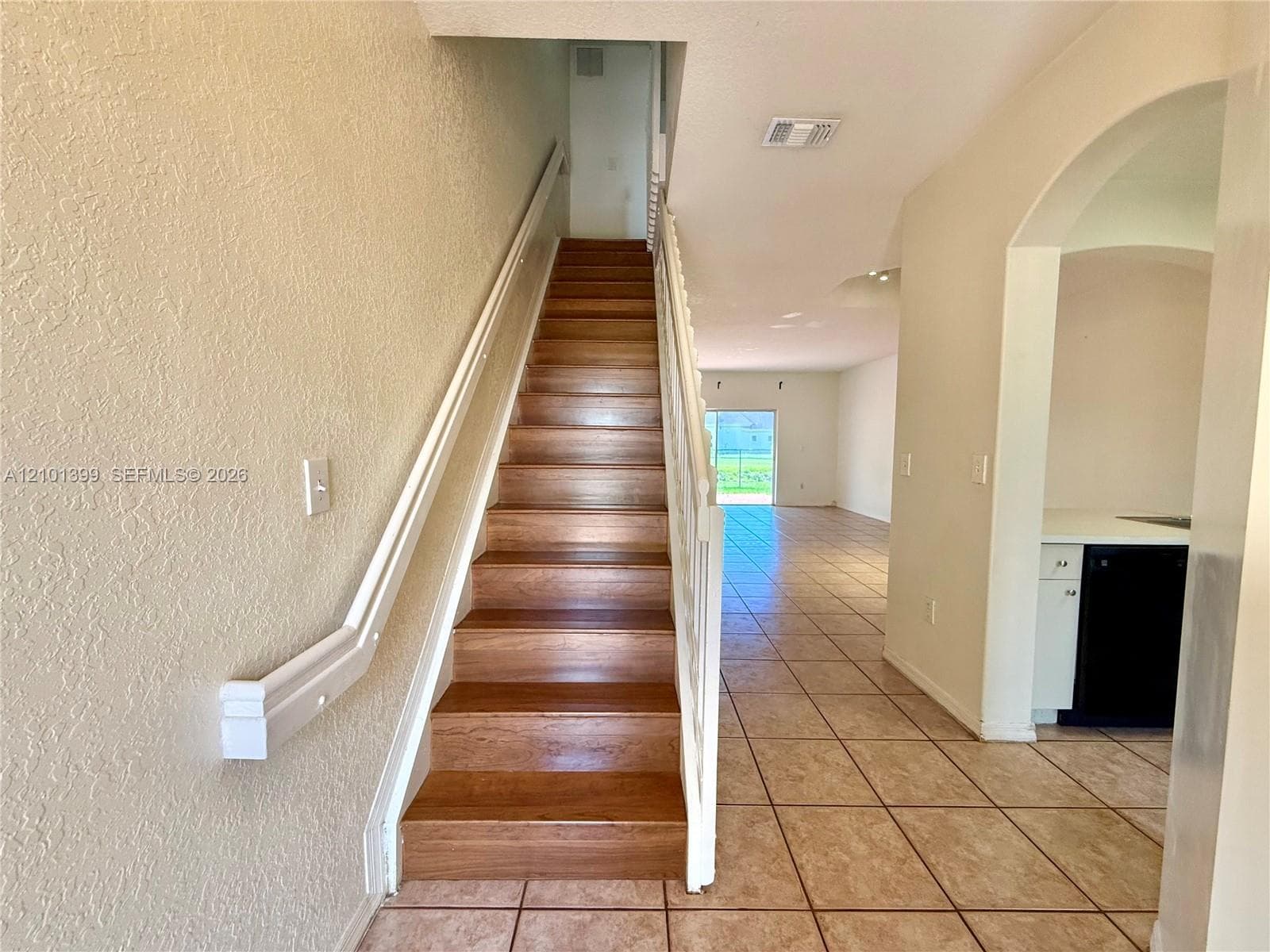 15800 SW 92nd Ave #12B photo 2