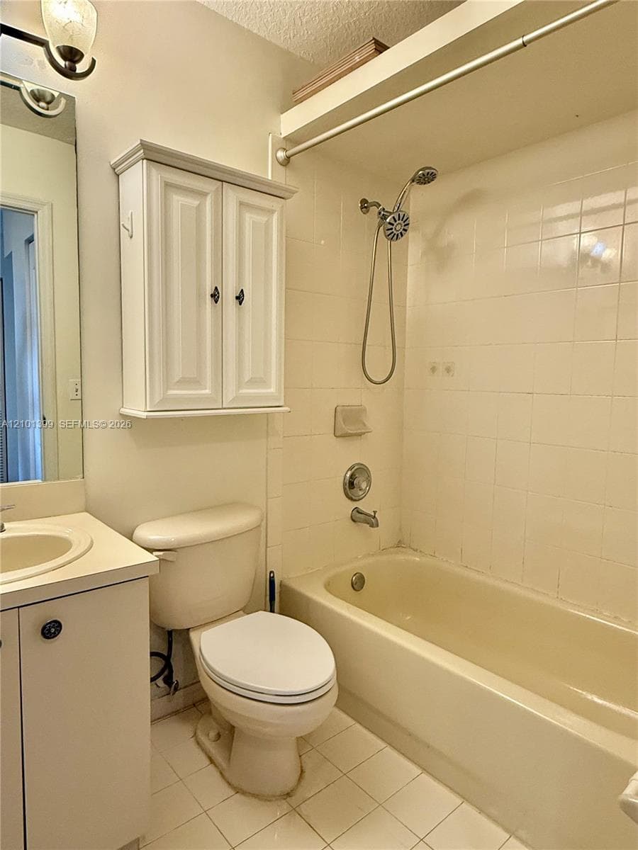 15800 SW 92nd Ave #12B photo 10