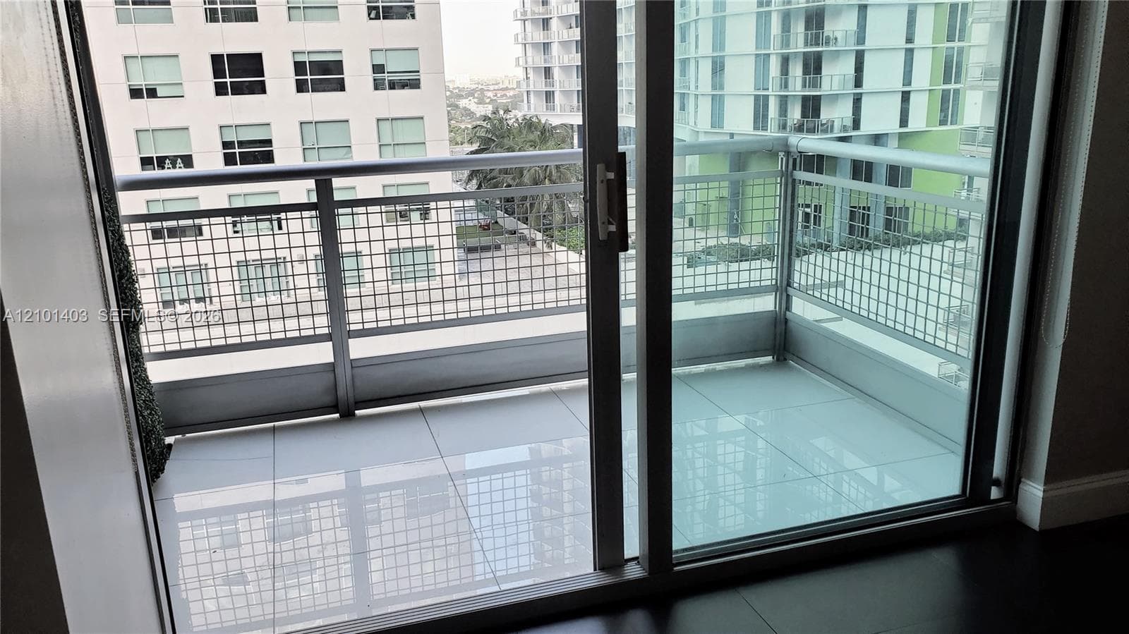 Neo Vertika Condo · #1828 in Miami - Photo 12