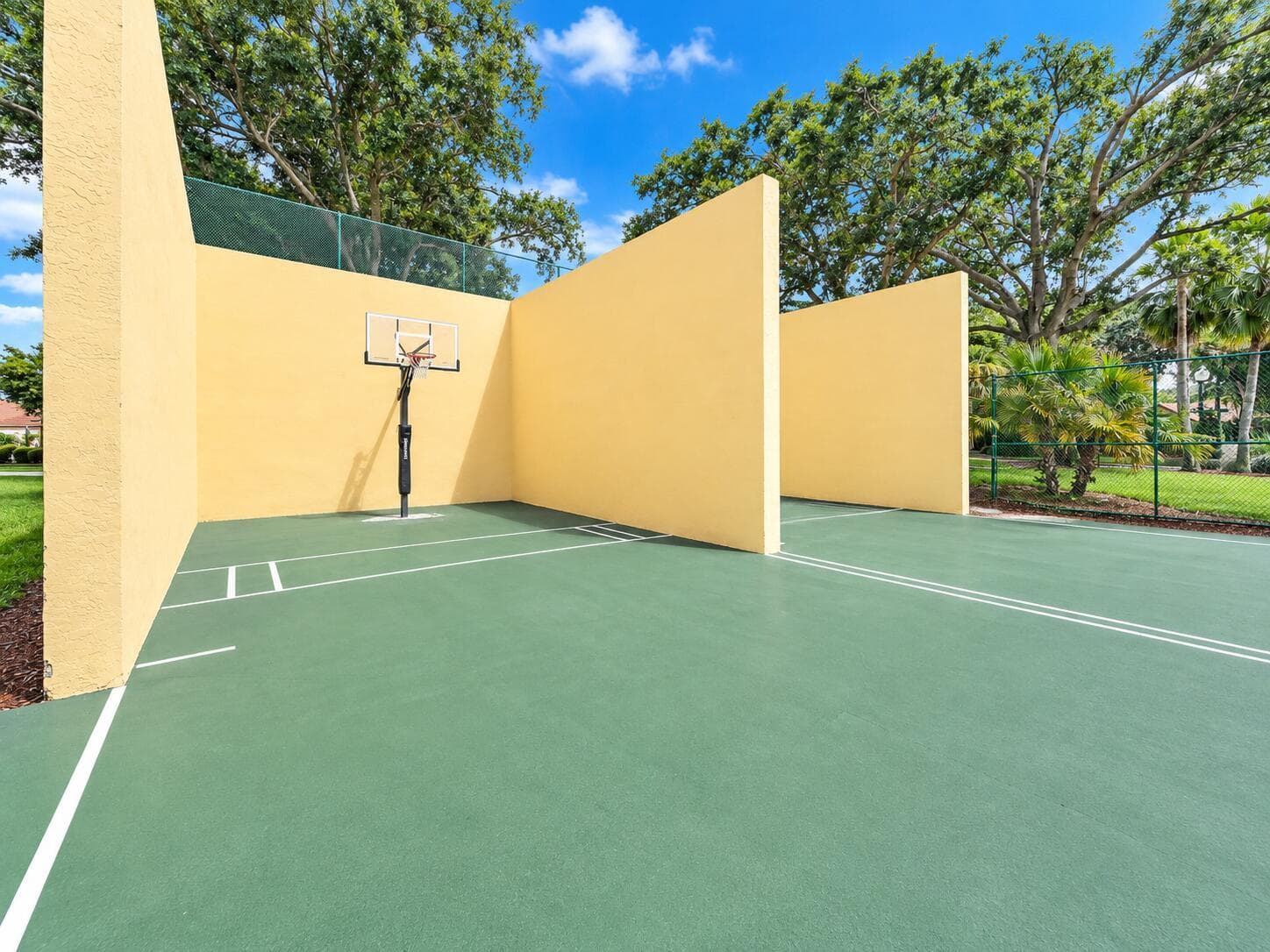 Squash Courts