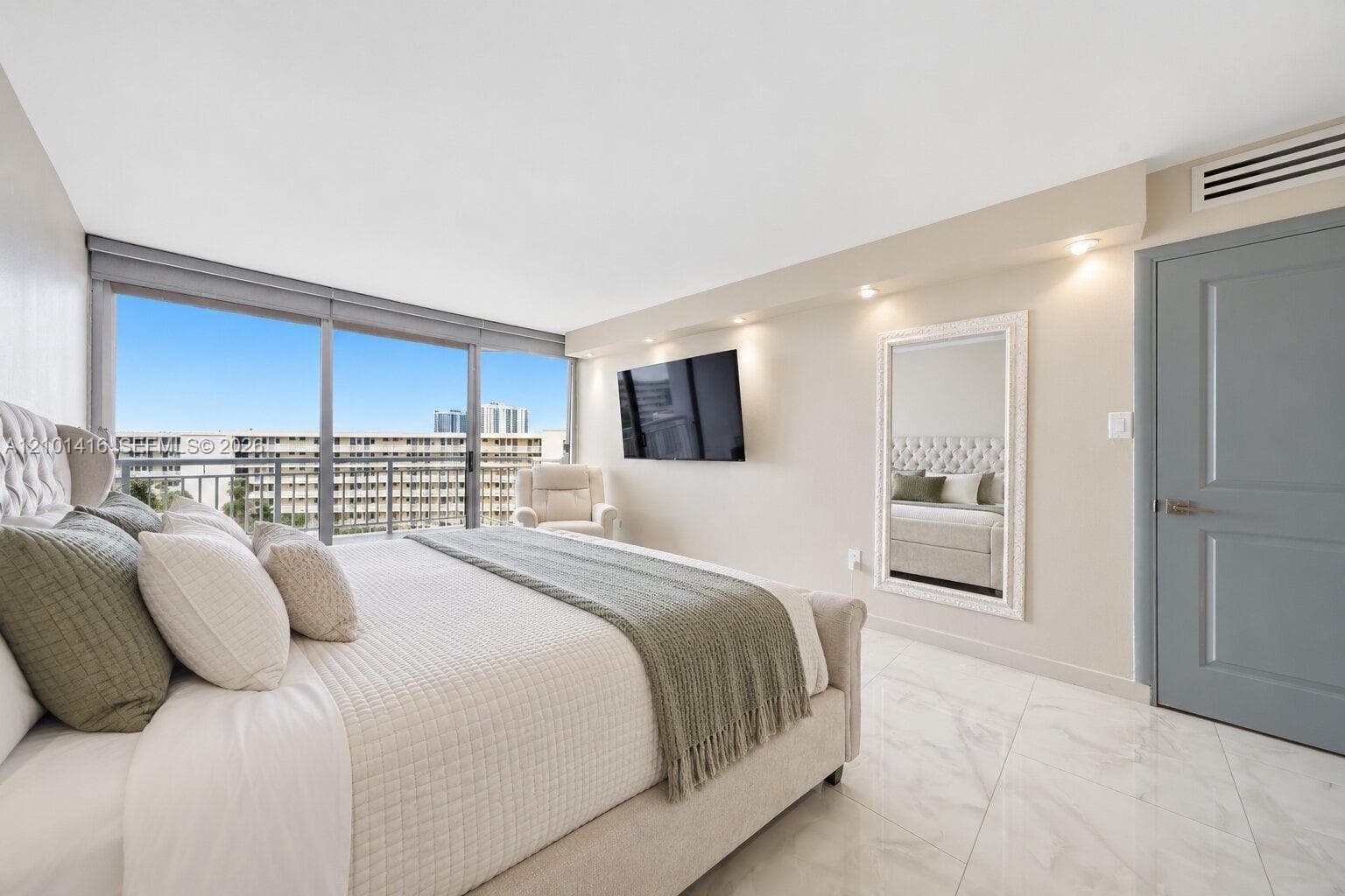 DEL PRADO CONDO · #505 in Aventura - Photo 14