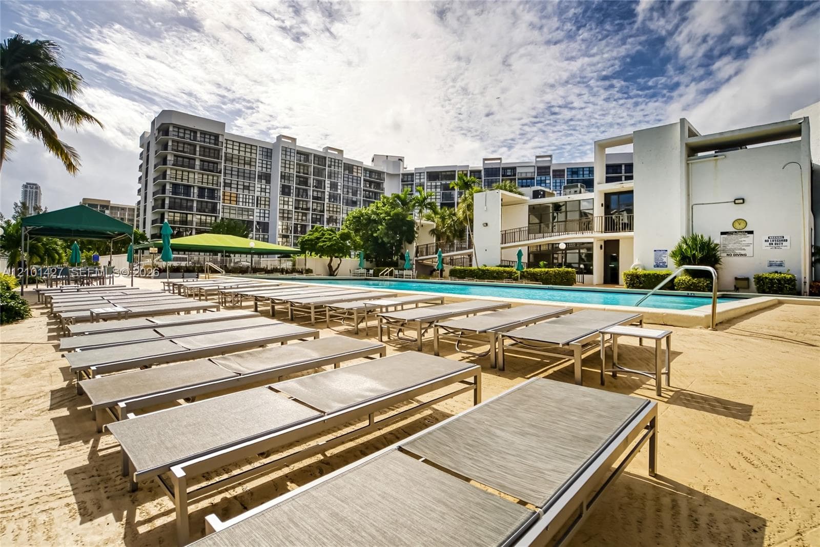 OCEANVIEW PARK CONDO · #901 in Hallandale Beach - Photo 43