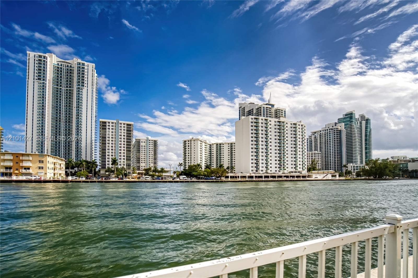 OCEANVIEW PARK CONDO · #901 in Hallandale Beach - Photo 44