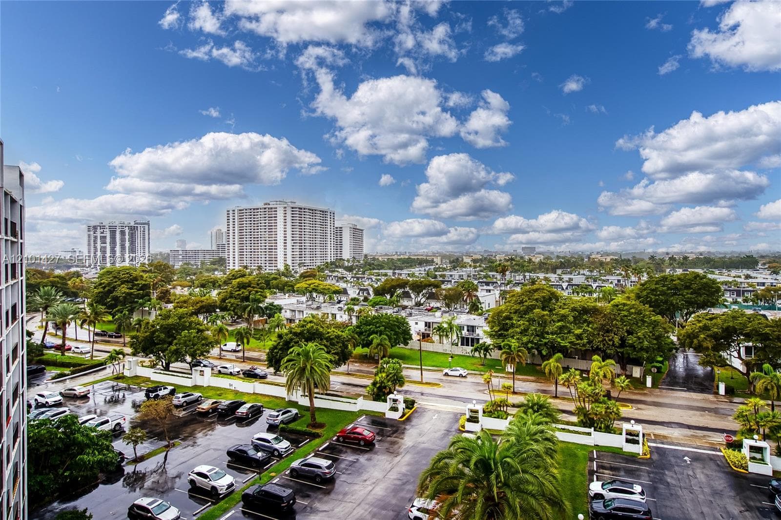 OCEANVIEW PARK CONDO · #901 in Hallandale Beach - Photo 31