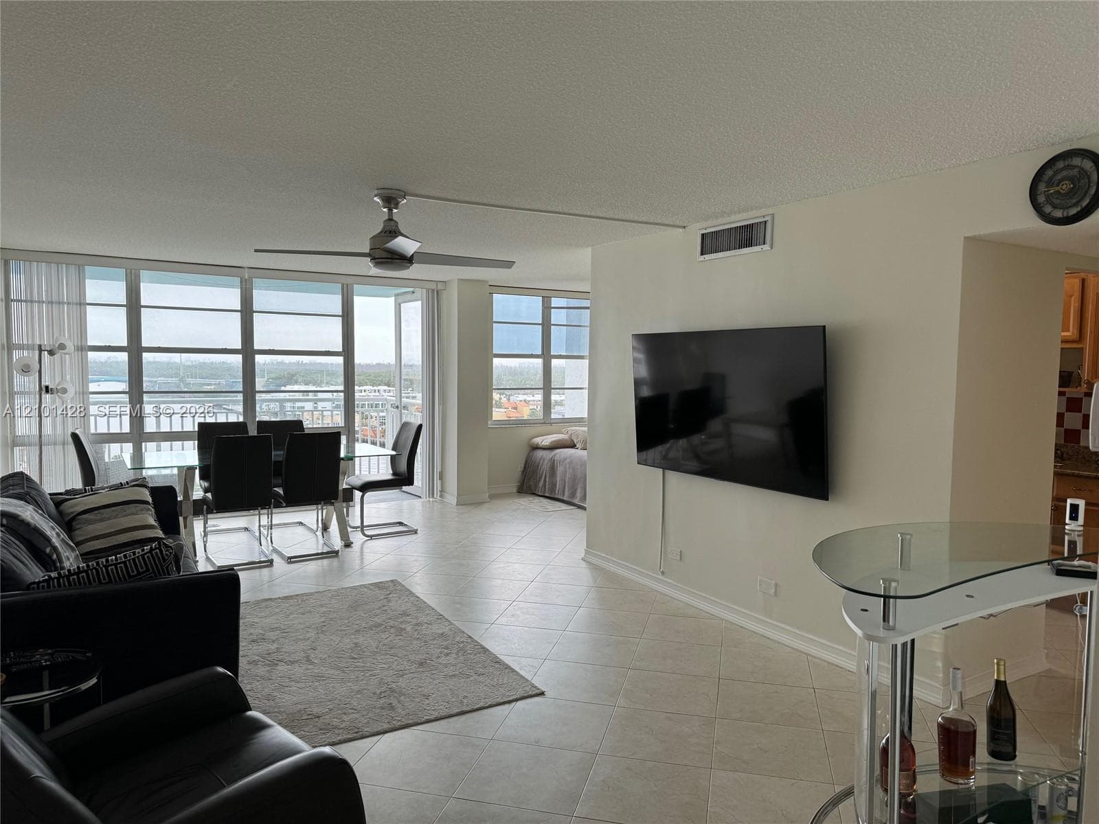 Winston Tower 500 · #1105 in Sunny Isles Beach - Photo 6