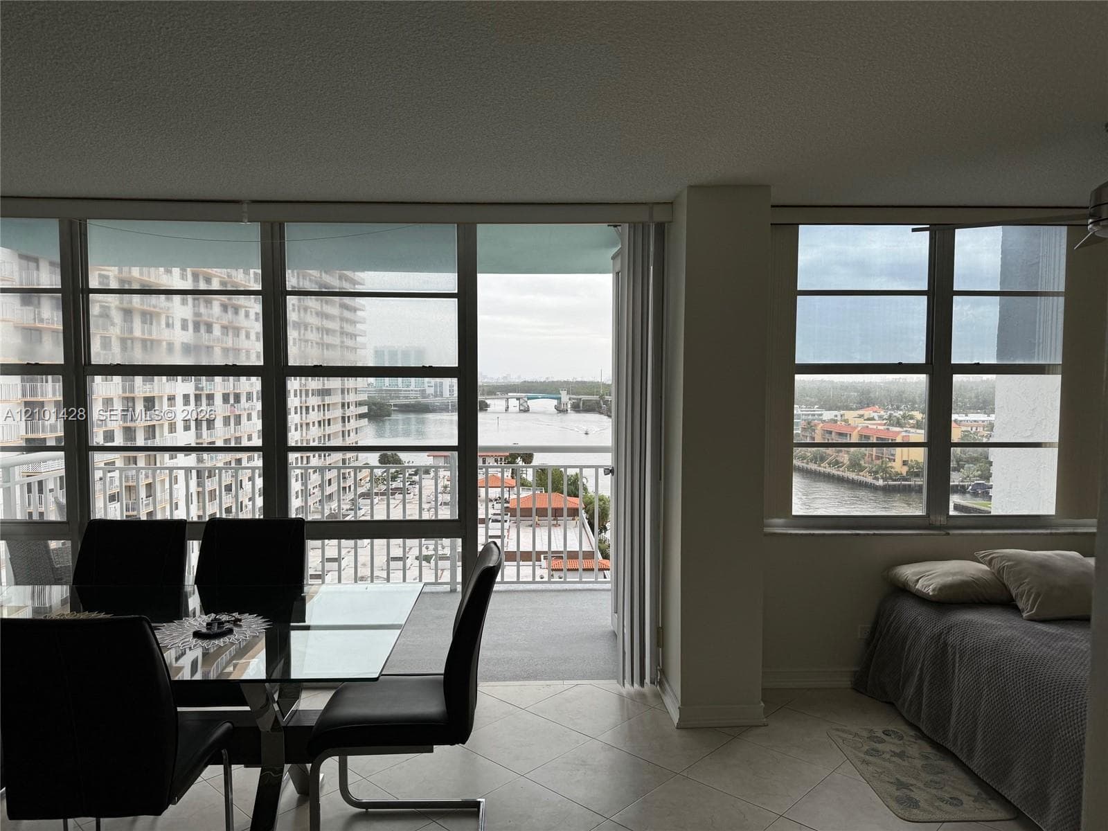 Winston Tower 500 · #1105 in Sunny Isles Beach - Photo 16