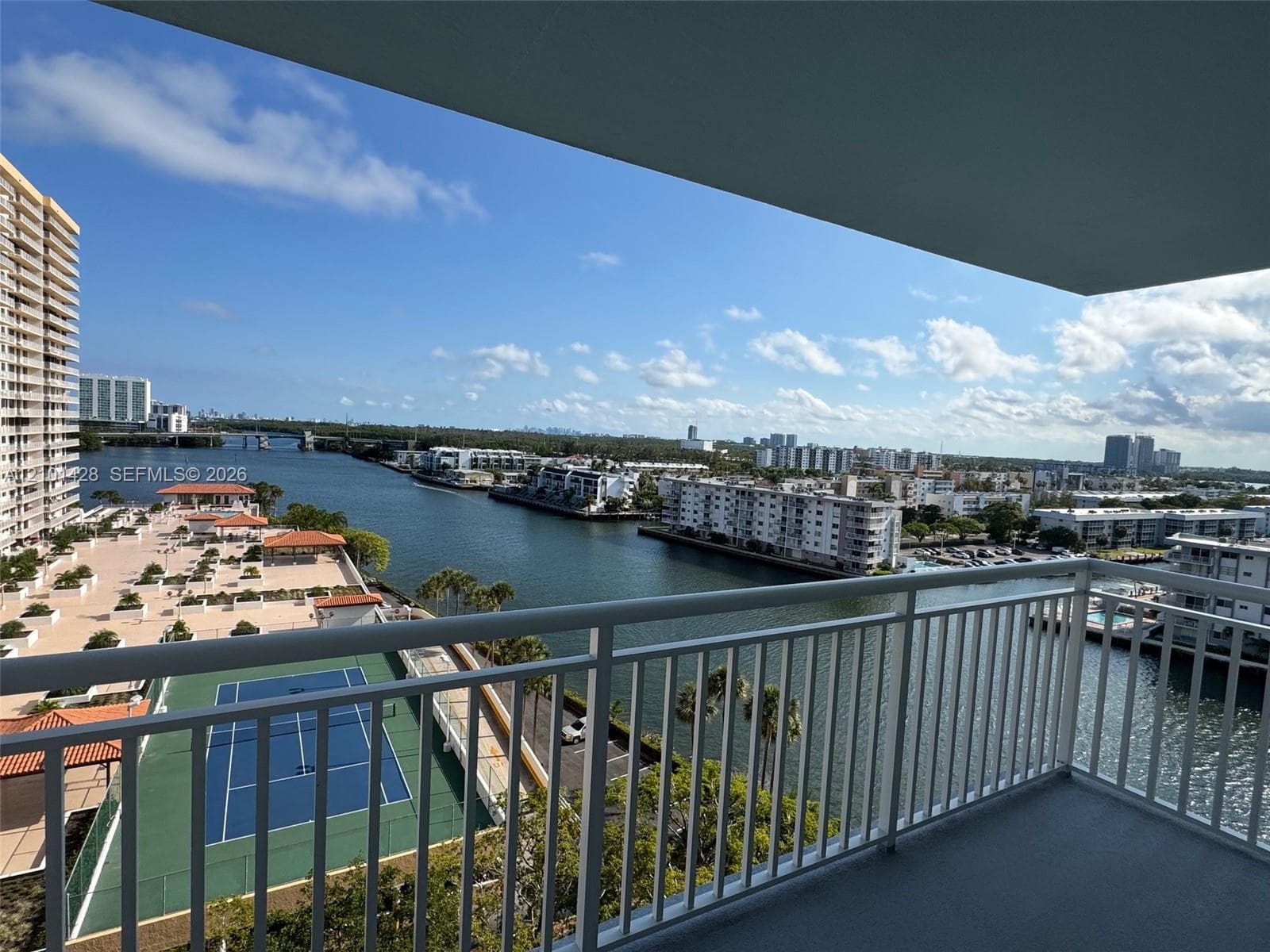 Winston Tower 500 · #1105 in Sunny Isles Beach - Photo 5