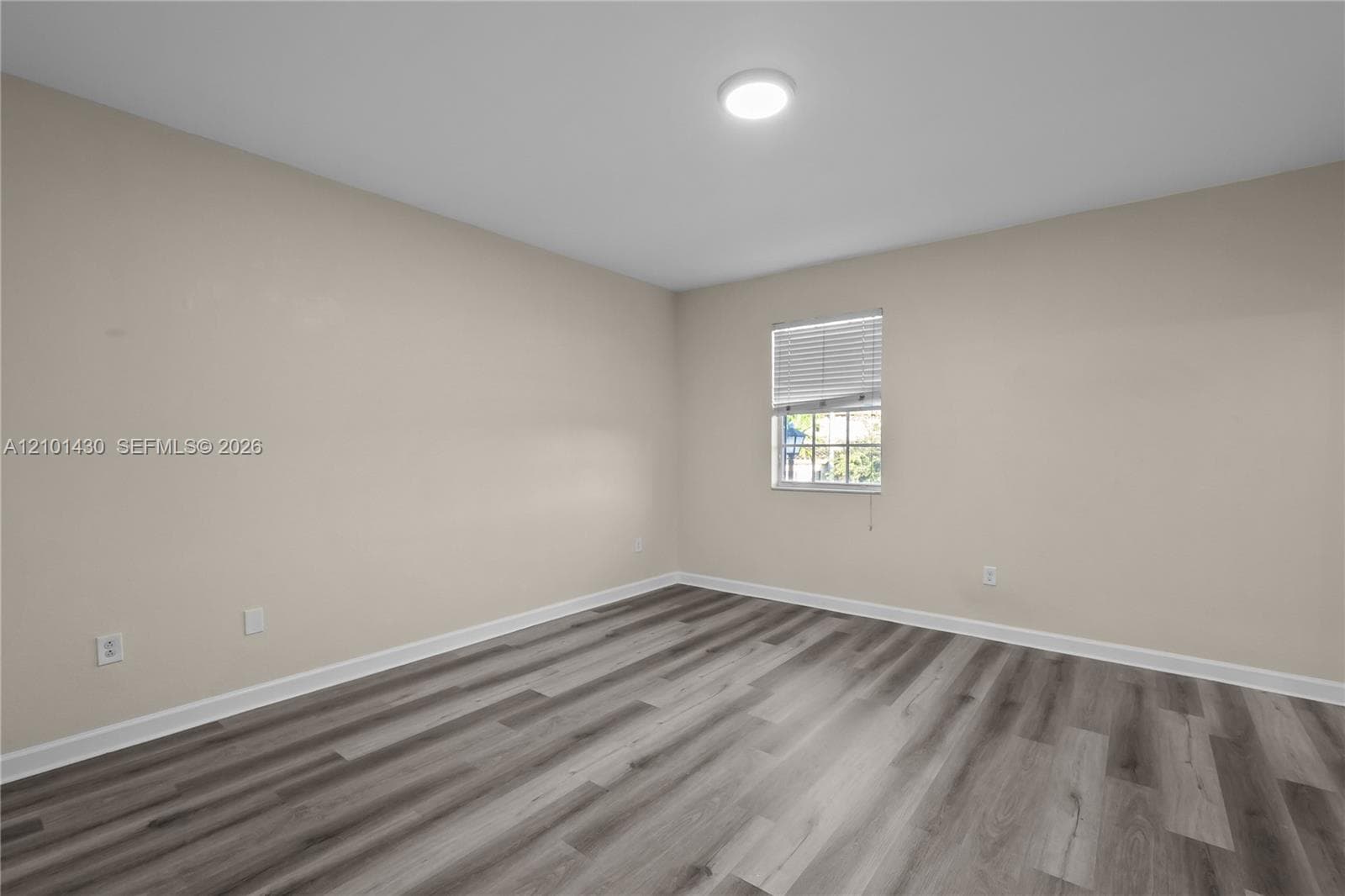 17099 SW 94th Way photo 17