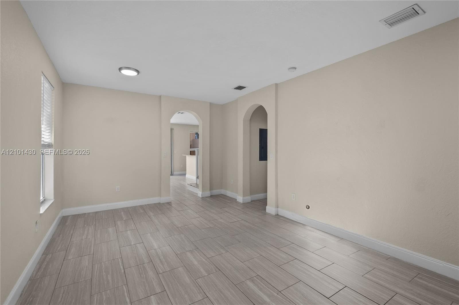 17099 SW 94th Way photo 4