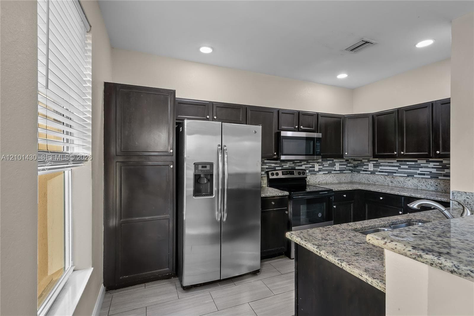 17099 SW 94th Way photo 8
