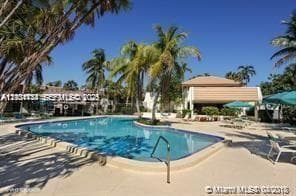 SUNRISE POINT CONDO BLDG · #207 in Pinecrest - Photo 9