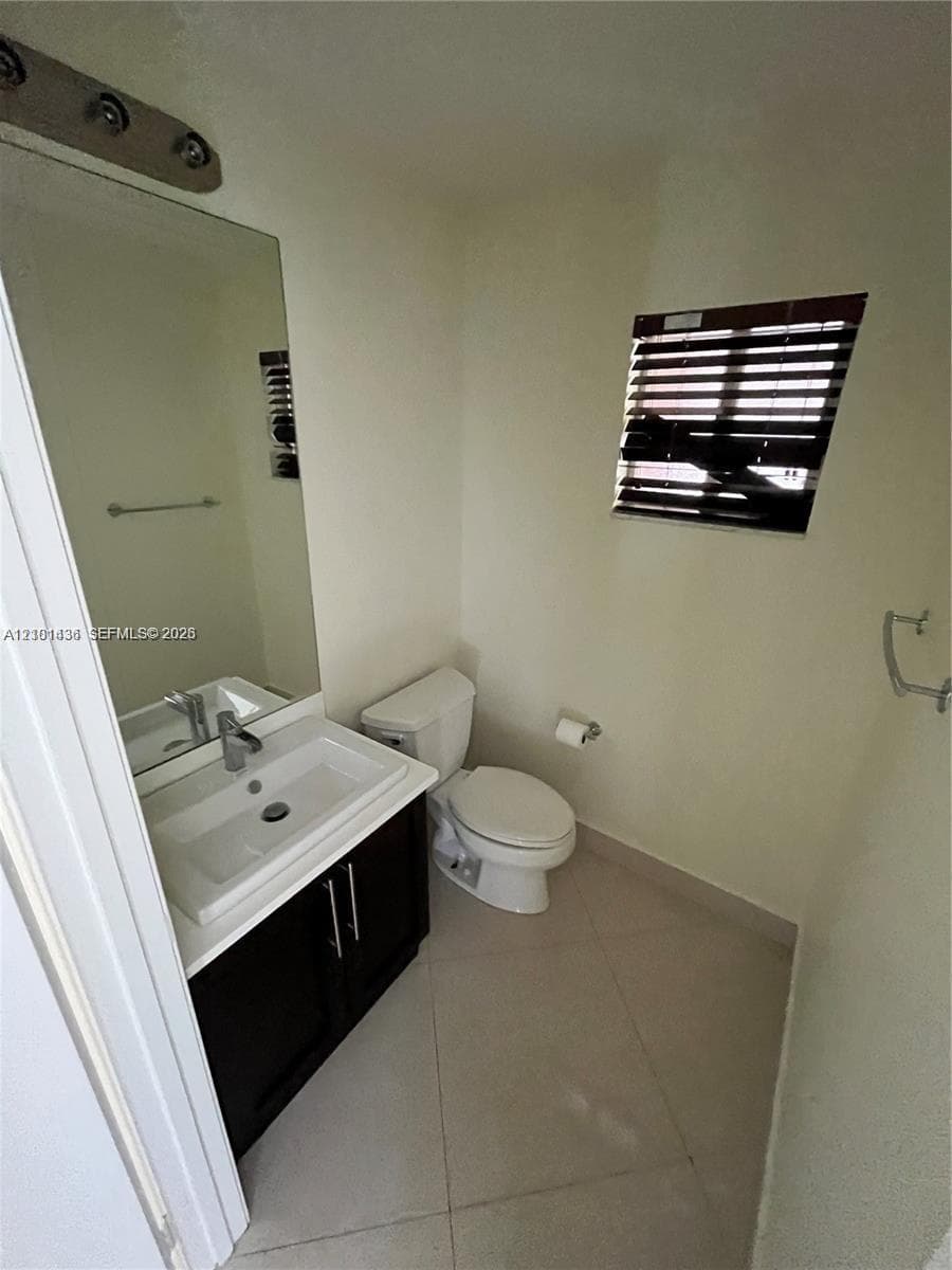 SHORES WATERSIDE VILLAS C · #9 in Miami Shores - Photo 25