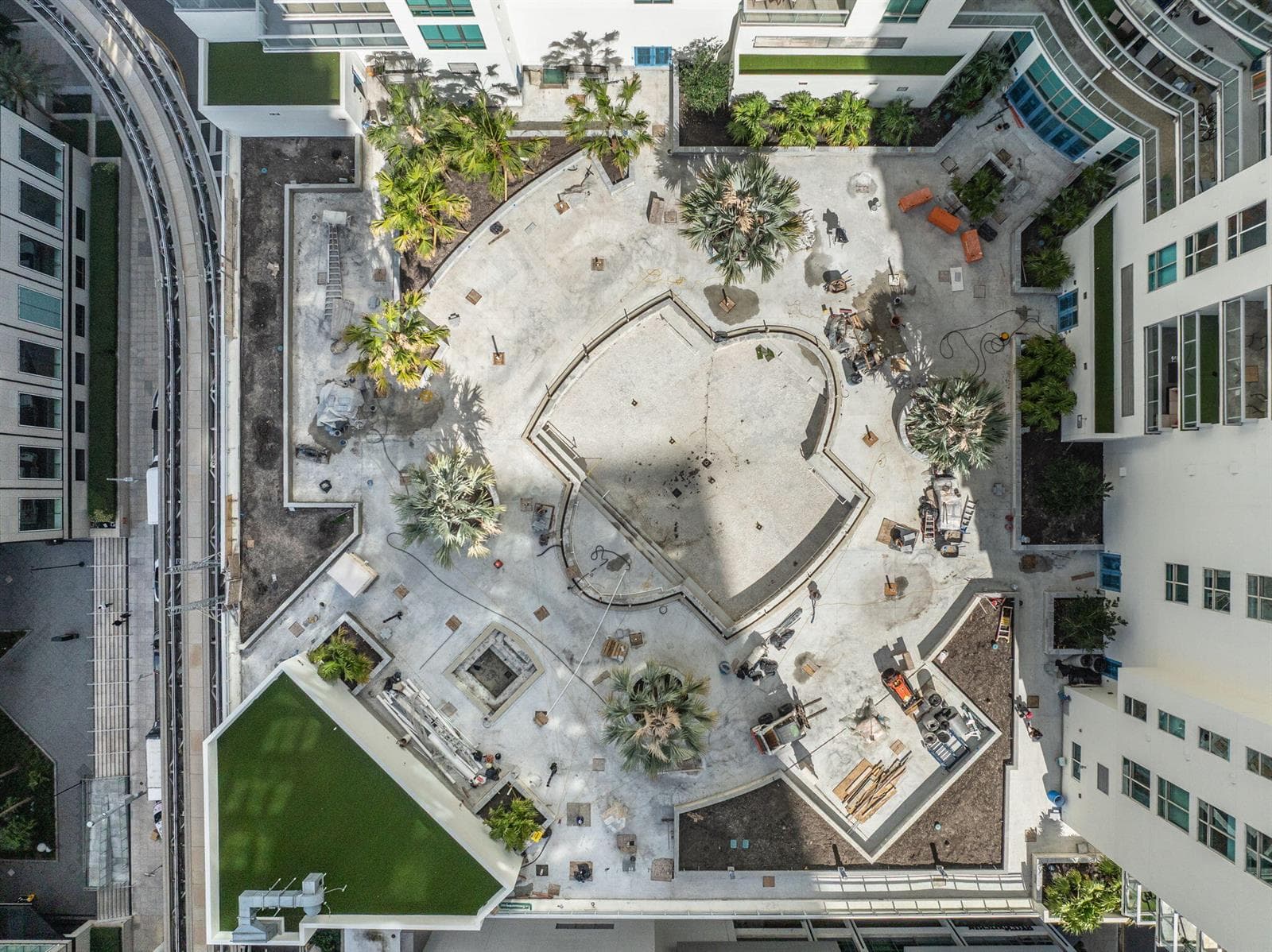 47-web-or-mls-300 S Biscayne Blvd Unit l