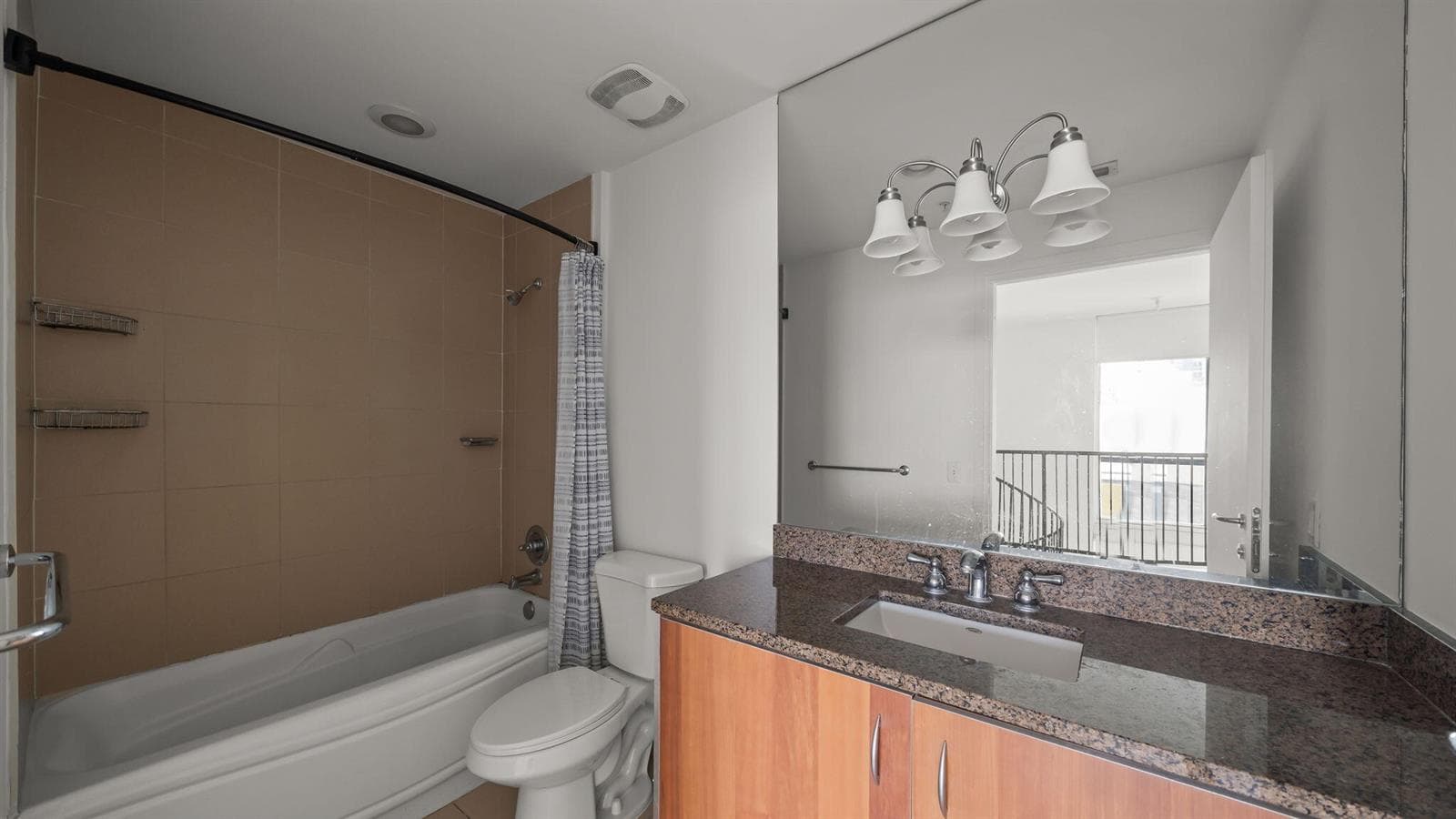 22-web-or-mls-300 S Biscayne Blvd Unit l
