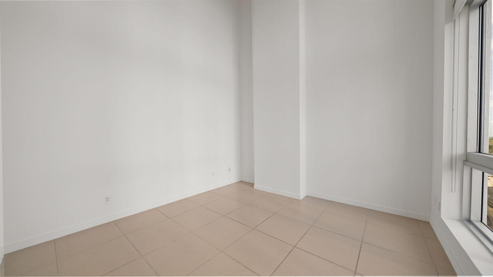 12-web-or-mls-300 S Biscayne Blvd Unit l