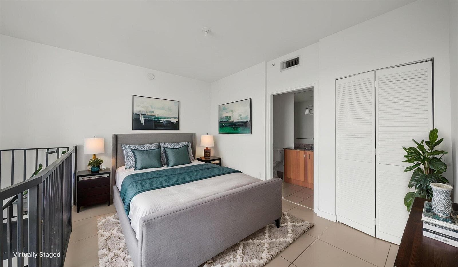 21-web-or-mls-300 S Biscayne Blvd Unit l