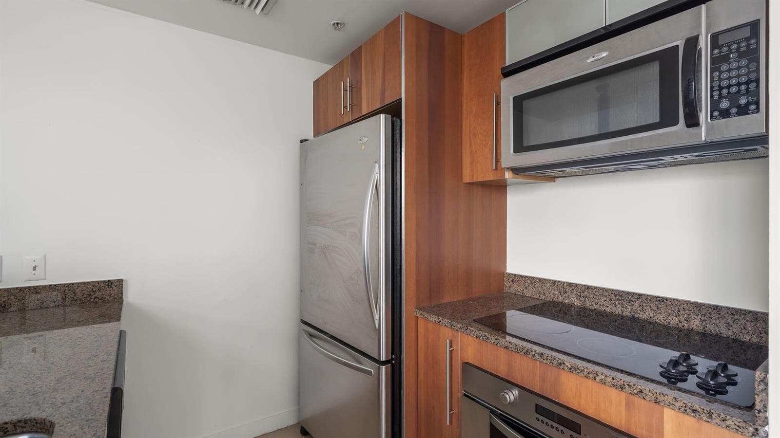 10-web-or-mls-300 S Biscayne Blvd Unit l