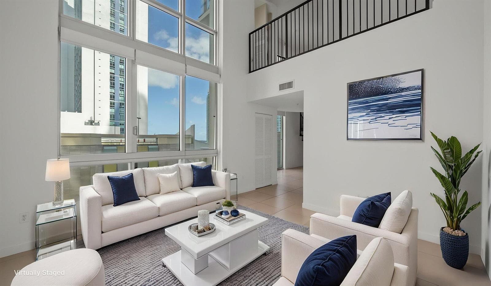 14-web-or-mls-300 S Biscayne Blvd Unit l