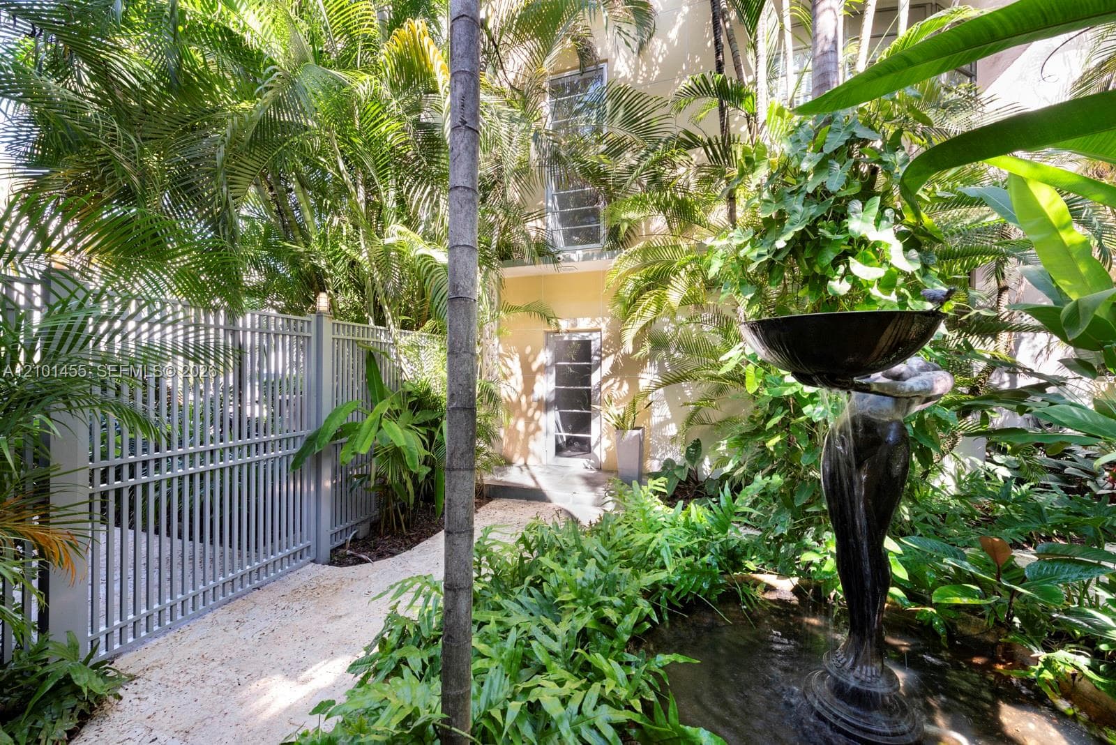 THE DIXON CONDO · #102 in Miami Beach - Photo 21