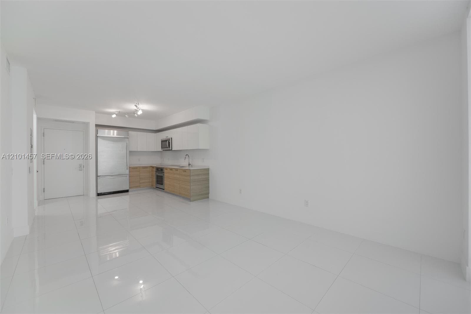 Brickell House · #1203 in Miami - Photo 6