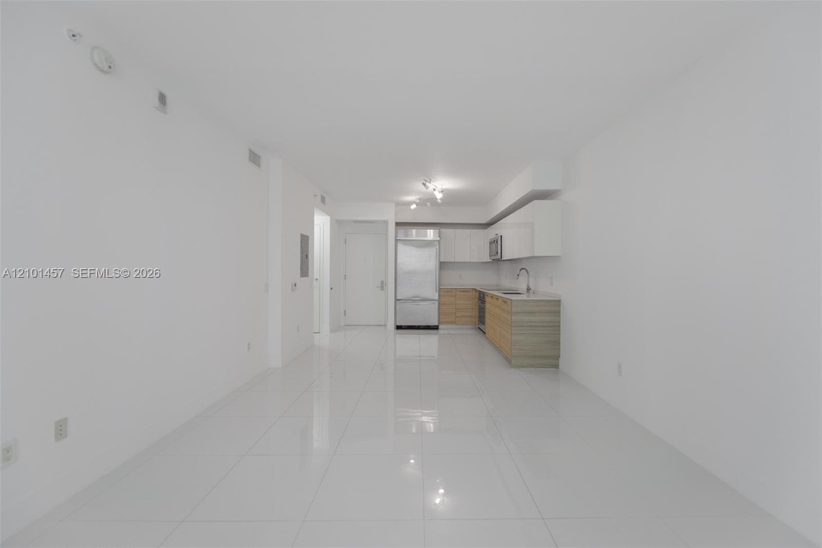Brickell House · #1203 in Miami - Photo 7