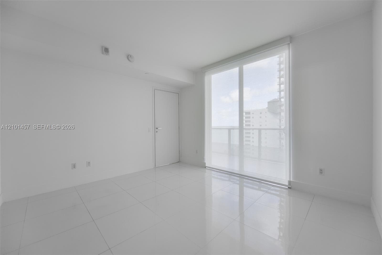 Brickell House · #1203 in Miami - Photo 10
