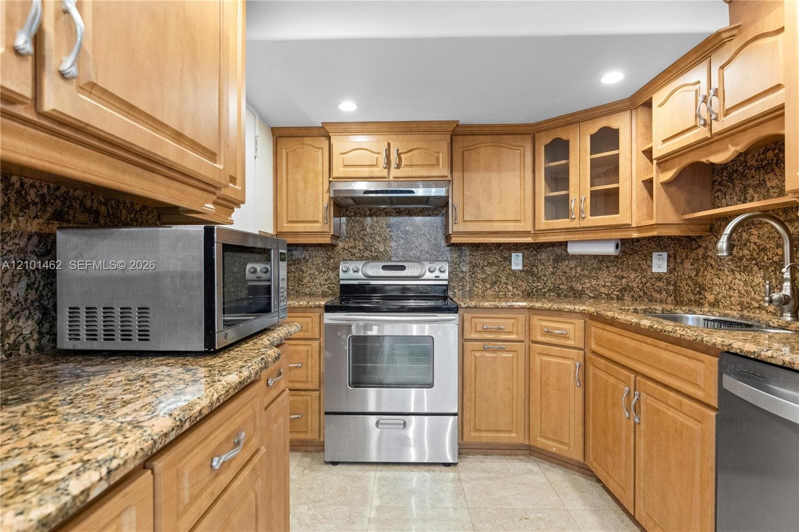Arlen House · #PH20 in Sunny Isles Beach - Photo 17