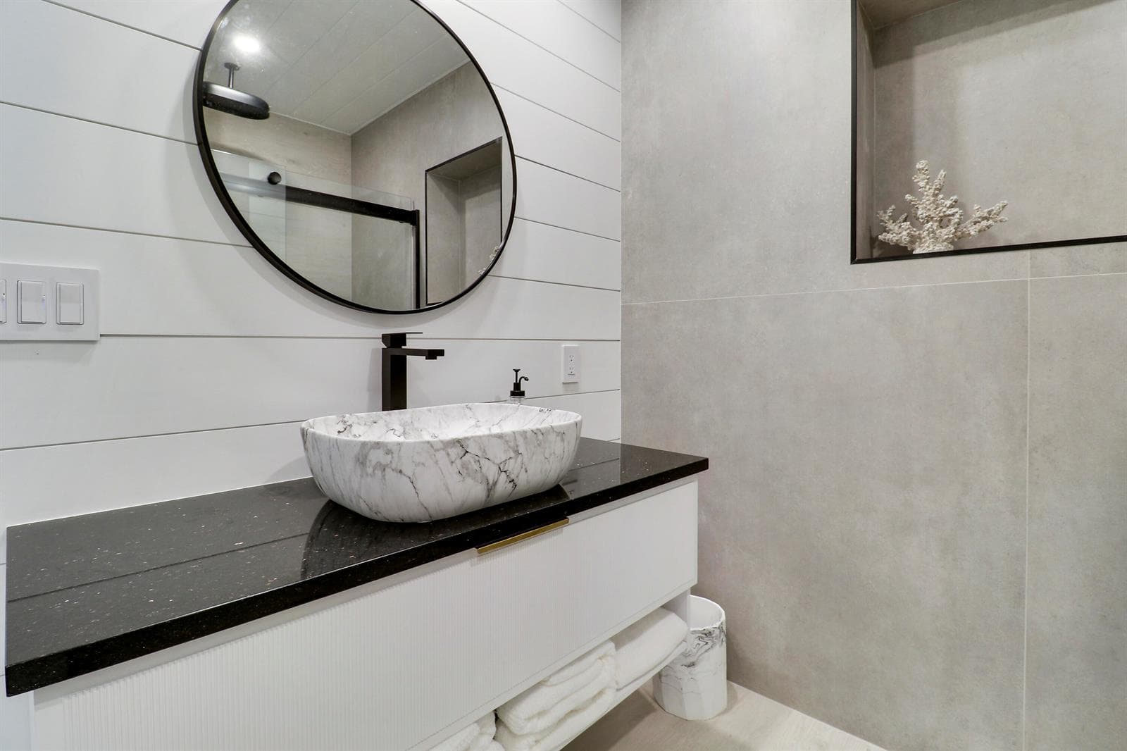 Guest Bathroom #2