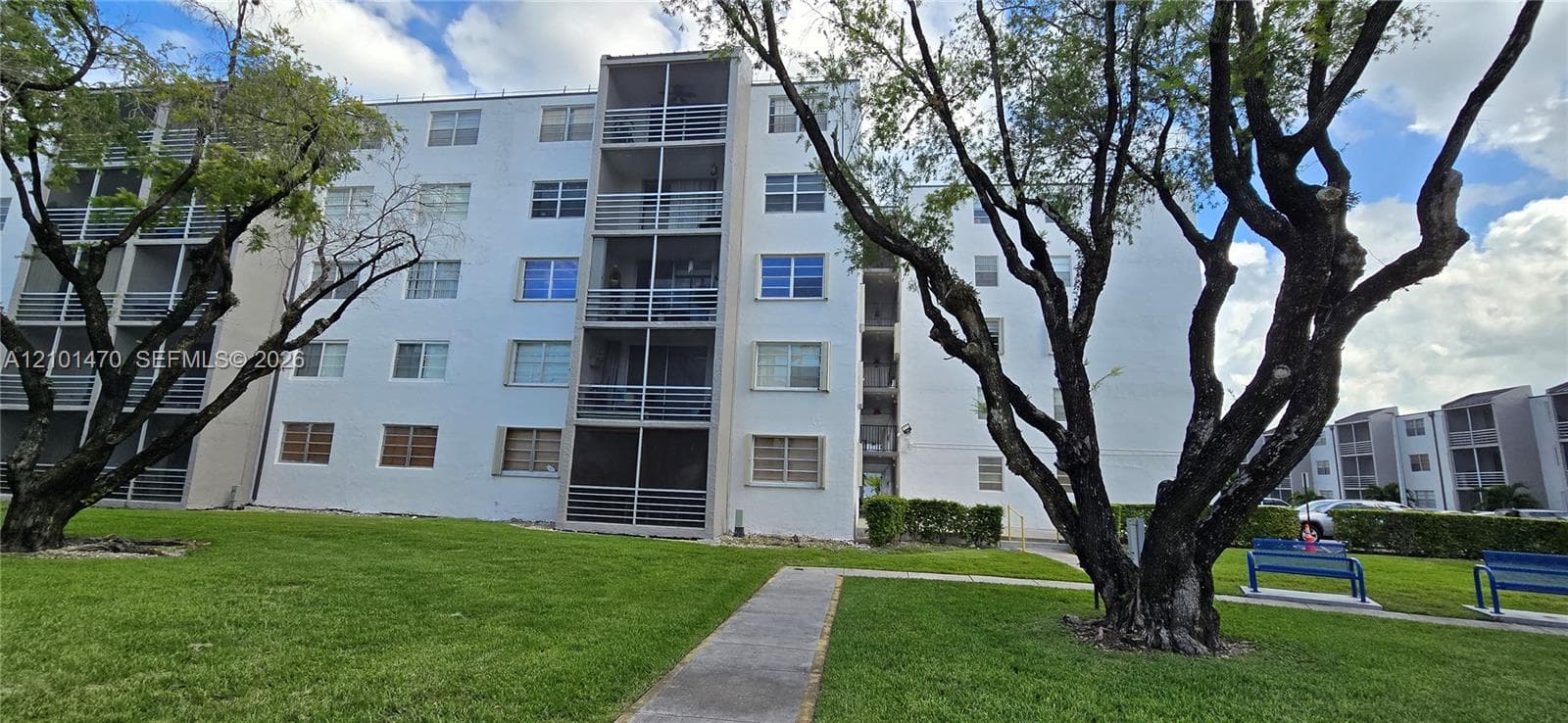 EL CONQUISTADOR SOUTH CON · #D501 in Miami - Photo 47