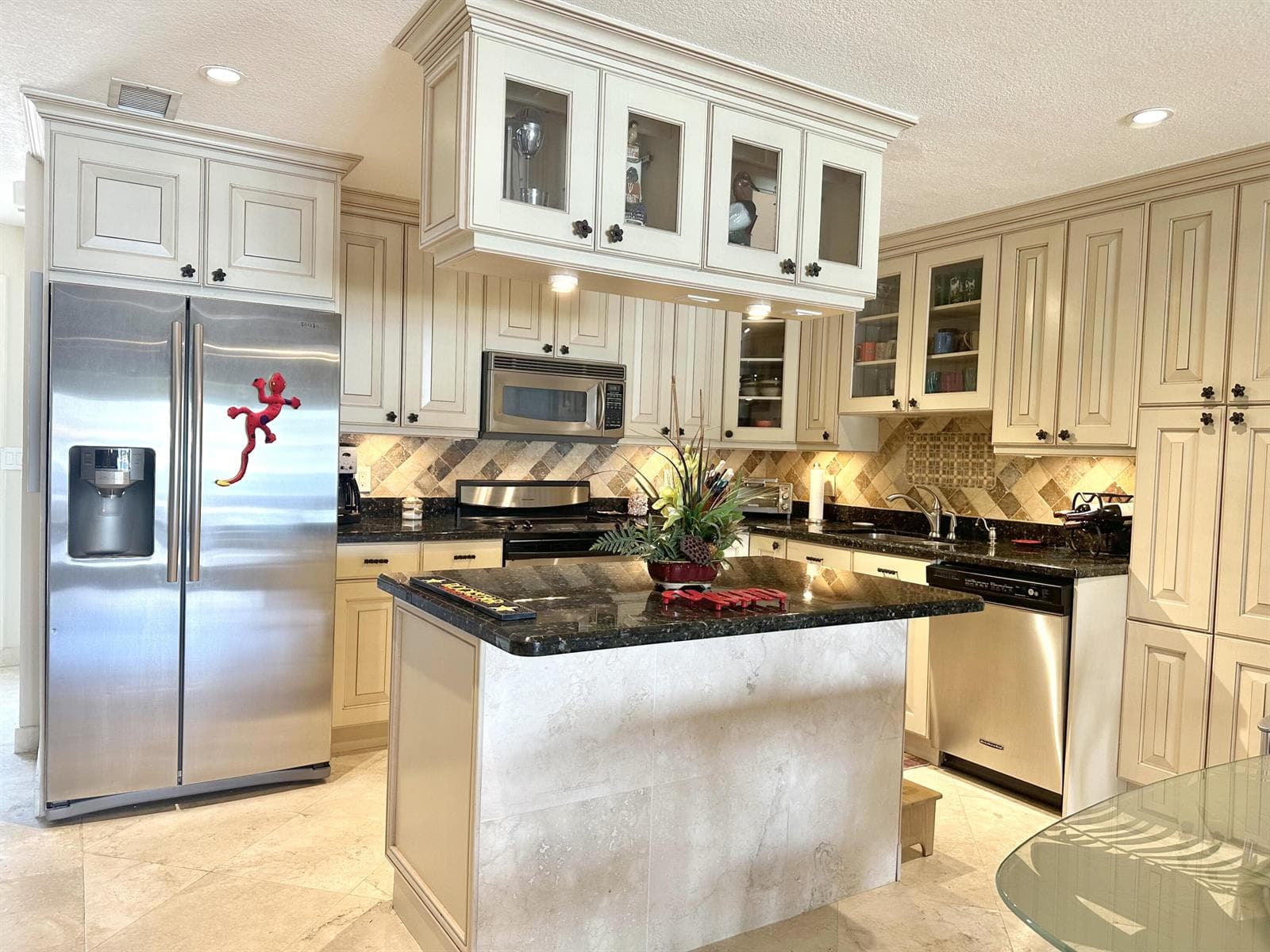 4 =Kitchen