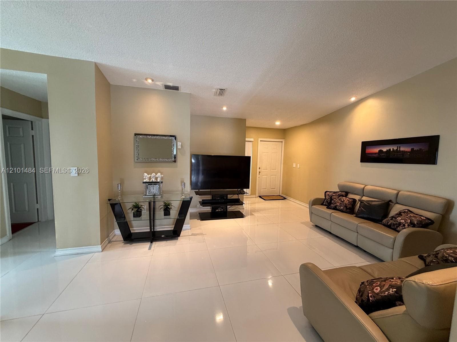 17819 NW 66th Ct Cir photo 4