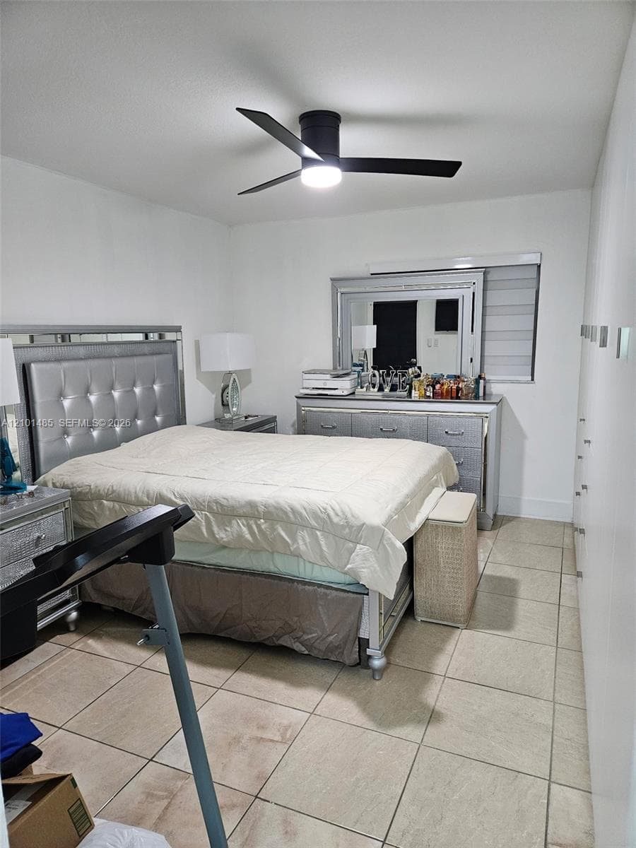 BELLA VILLAS LAS PALMAS · #19 in Hialeah - Photo 6
