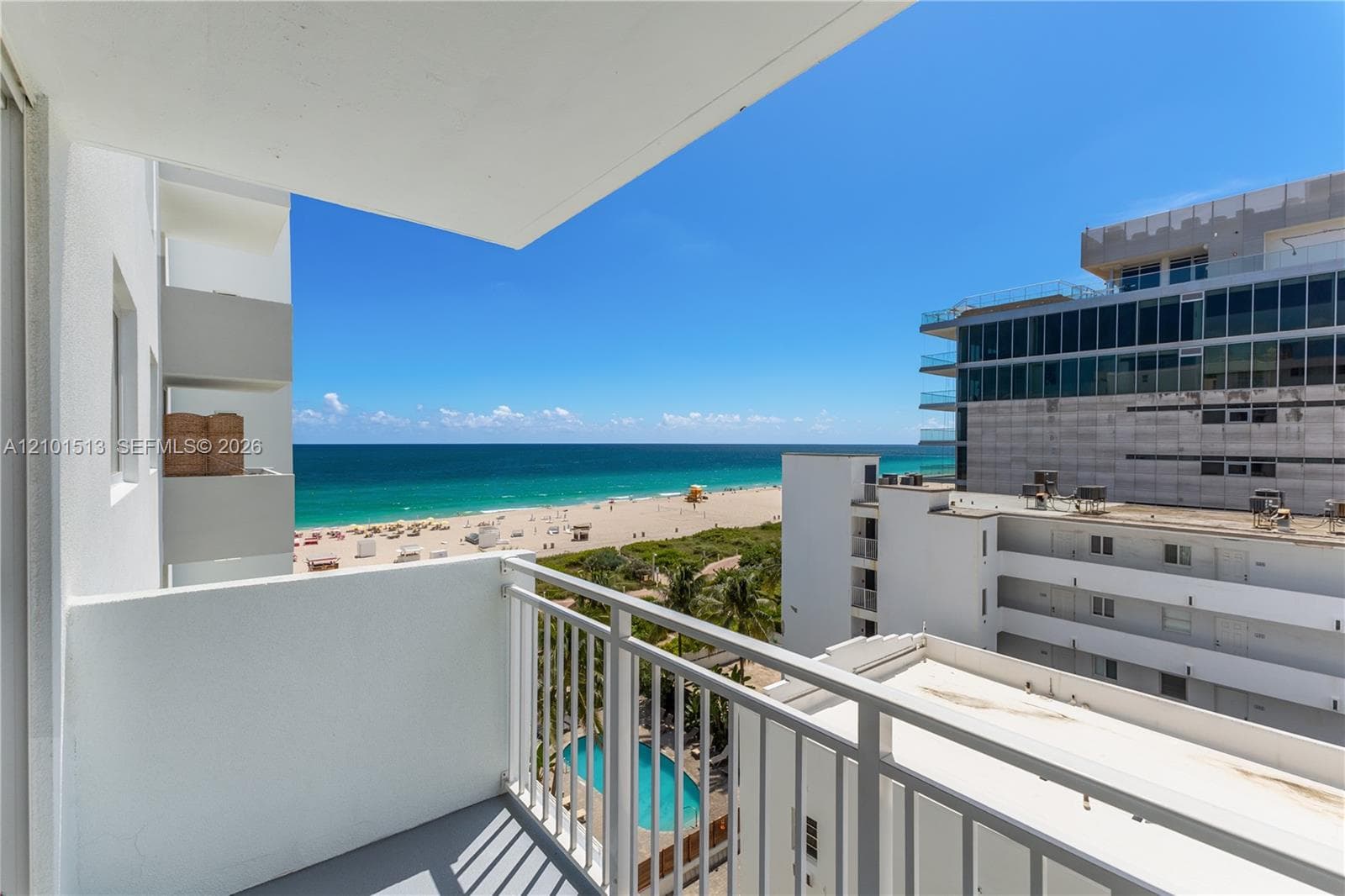 Ocean Point · #812 in Miami Beach - Photo 4