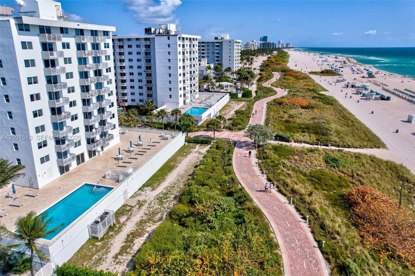 Ocean Point · #812 in Miami Beach - Photo 21