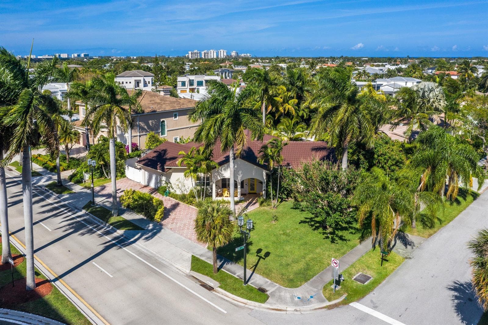 Corner Mizner Blvd & 4th St.