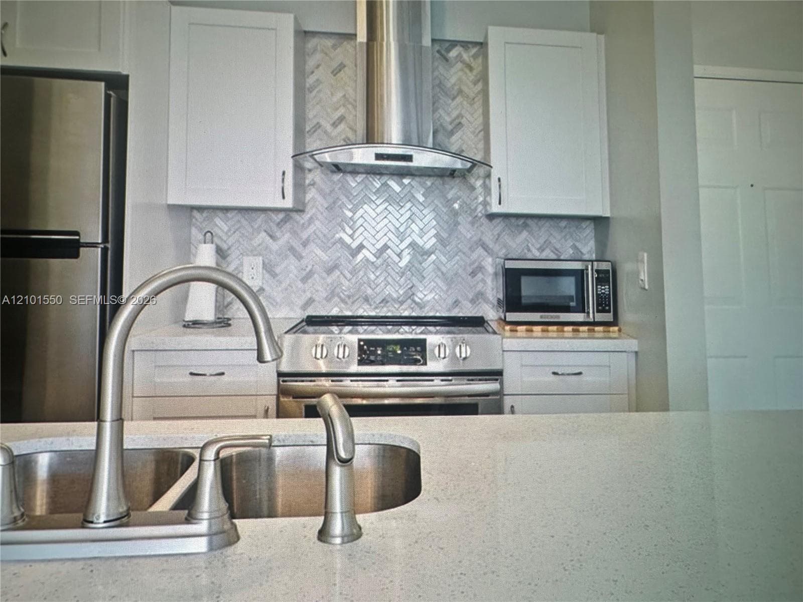 REGENT PARK CONDO · #812A in Hollywood - Photo 27