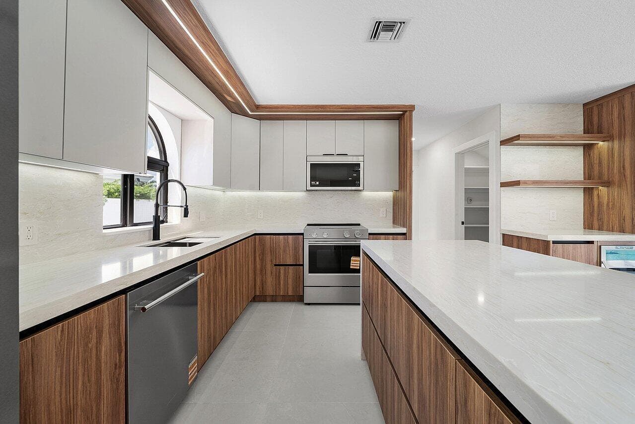 014-7548FairwayTrail-BocaRaton-FL-33487-