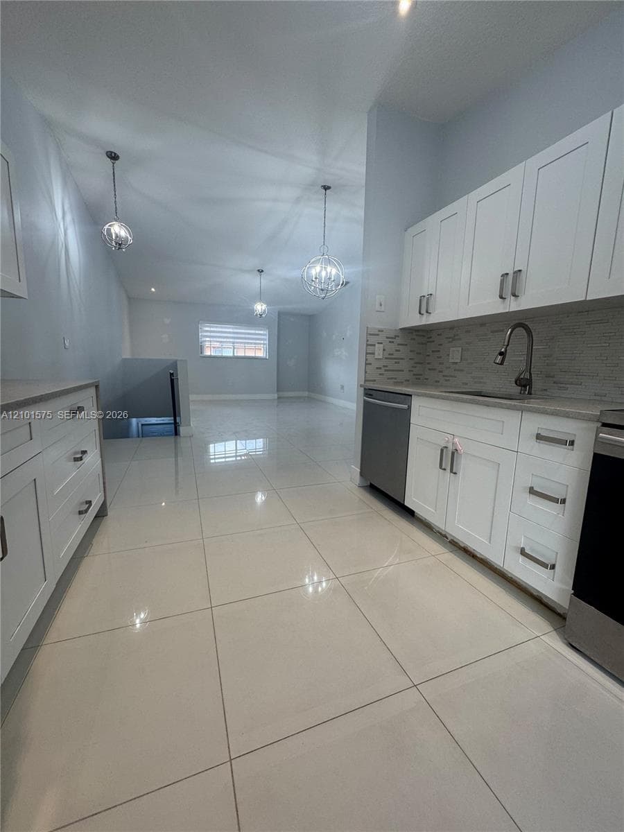 West Poinciana Villas Con · #204 in Hialeah - Photo 24