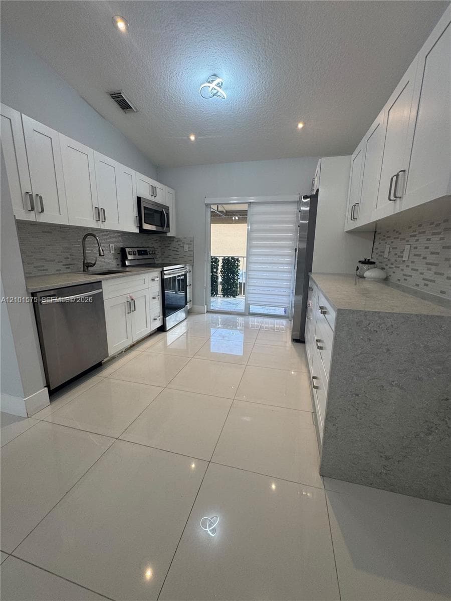 West Poinciana Villas Con · #204 in Hialeah - Photo 21