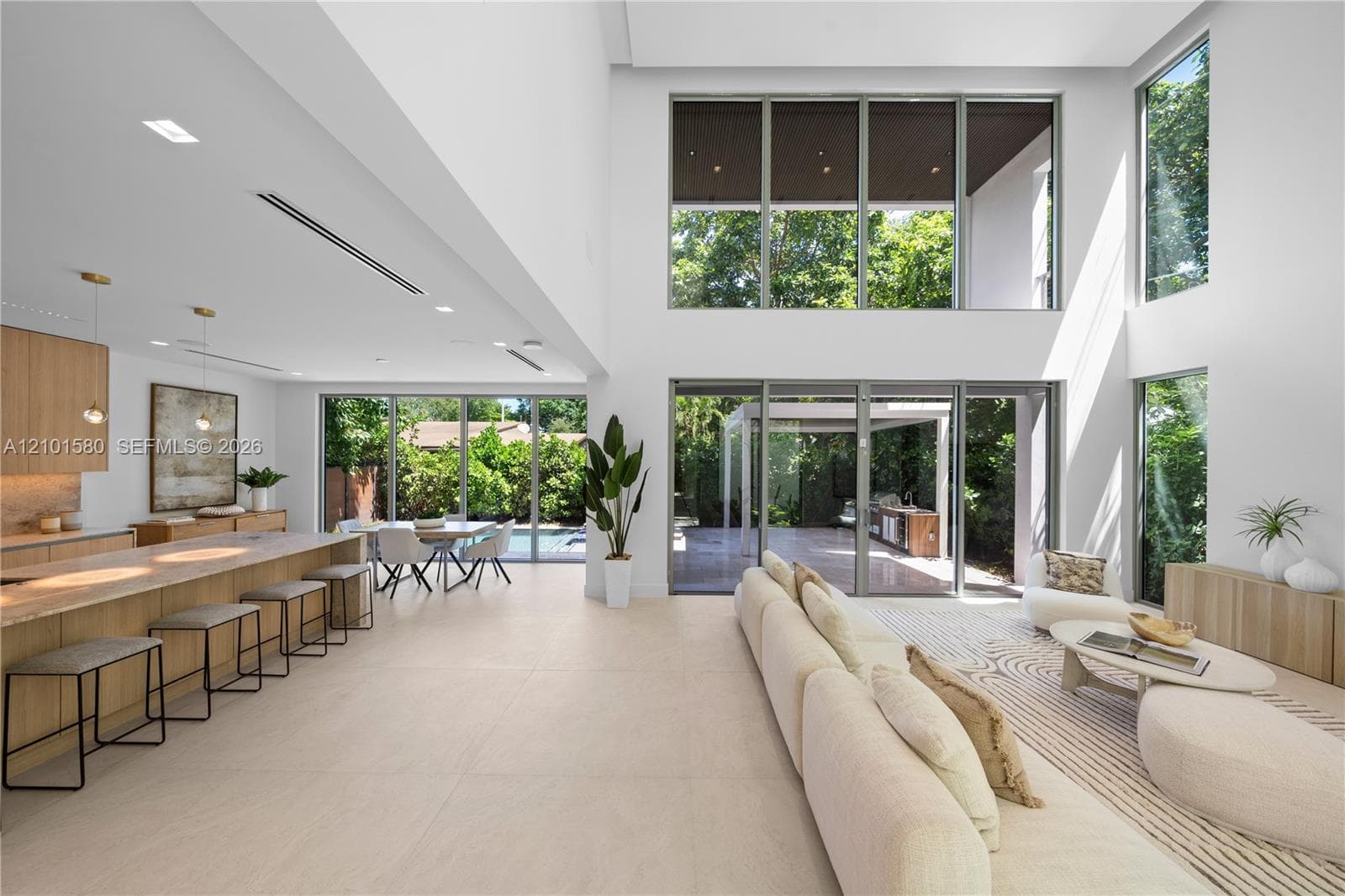 4125 NW 5th Ave photo 10