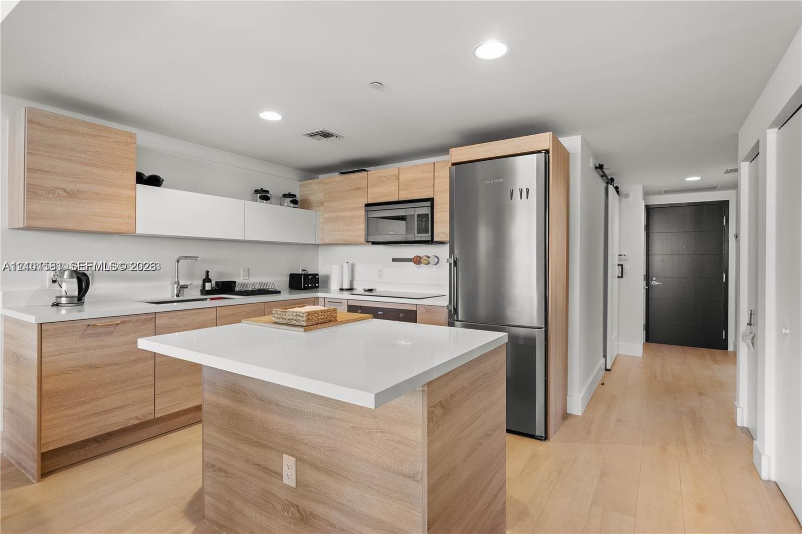 THE HARBOUR NORTH CONDO · #2406 in North Miami Beach - Photo 10