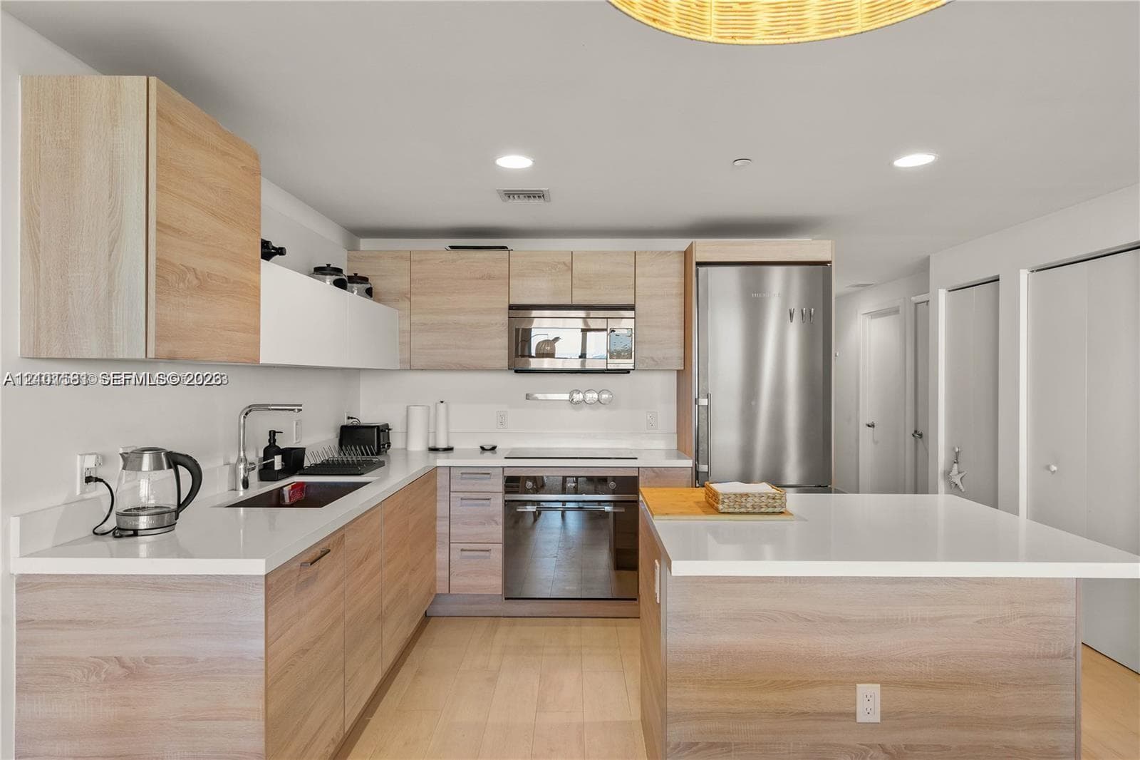 THE HARBOUR NORTH CONDO · #2406 in North Miami Beach - Photo 8