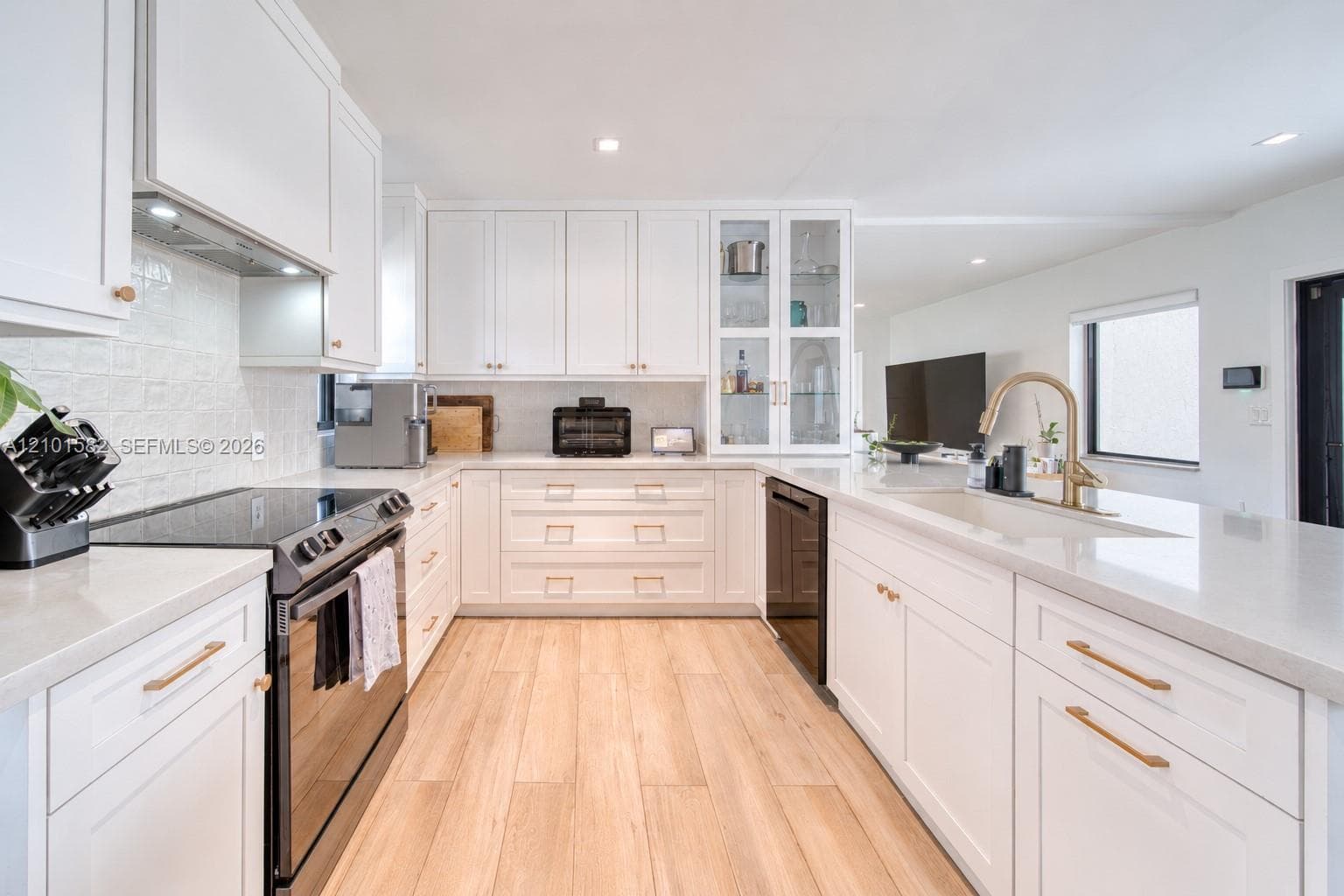 1600 SW 17th Ave photo 14
