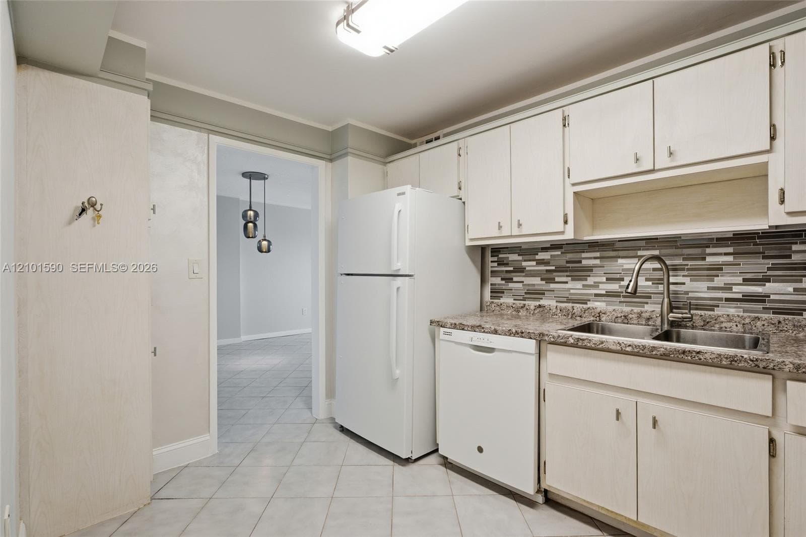 COASTAL TOWERS CONDO · #1404 in Sunny Isles Beach - Photo 8