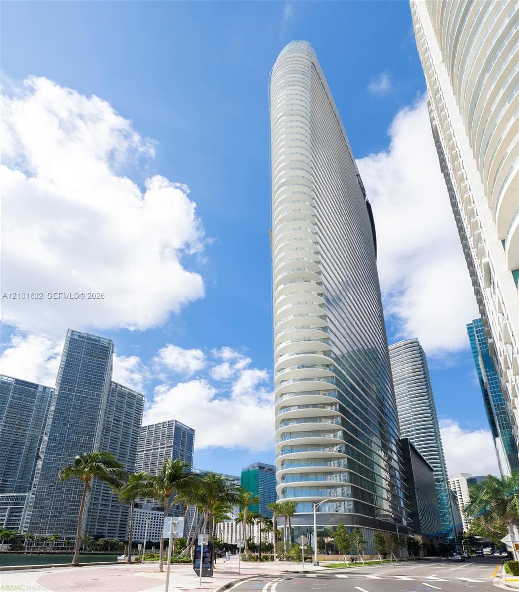 Aston Martin Residences · #1205C in Miami - Photo 1